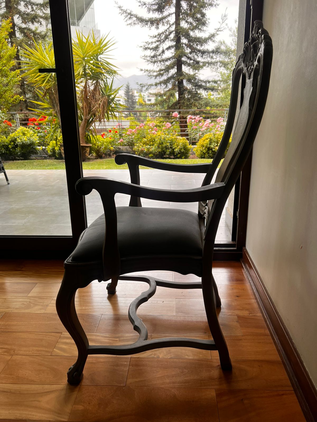 Juego de 6 sillas y 2 sitiales Normando - Imagen 5