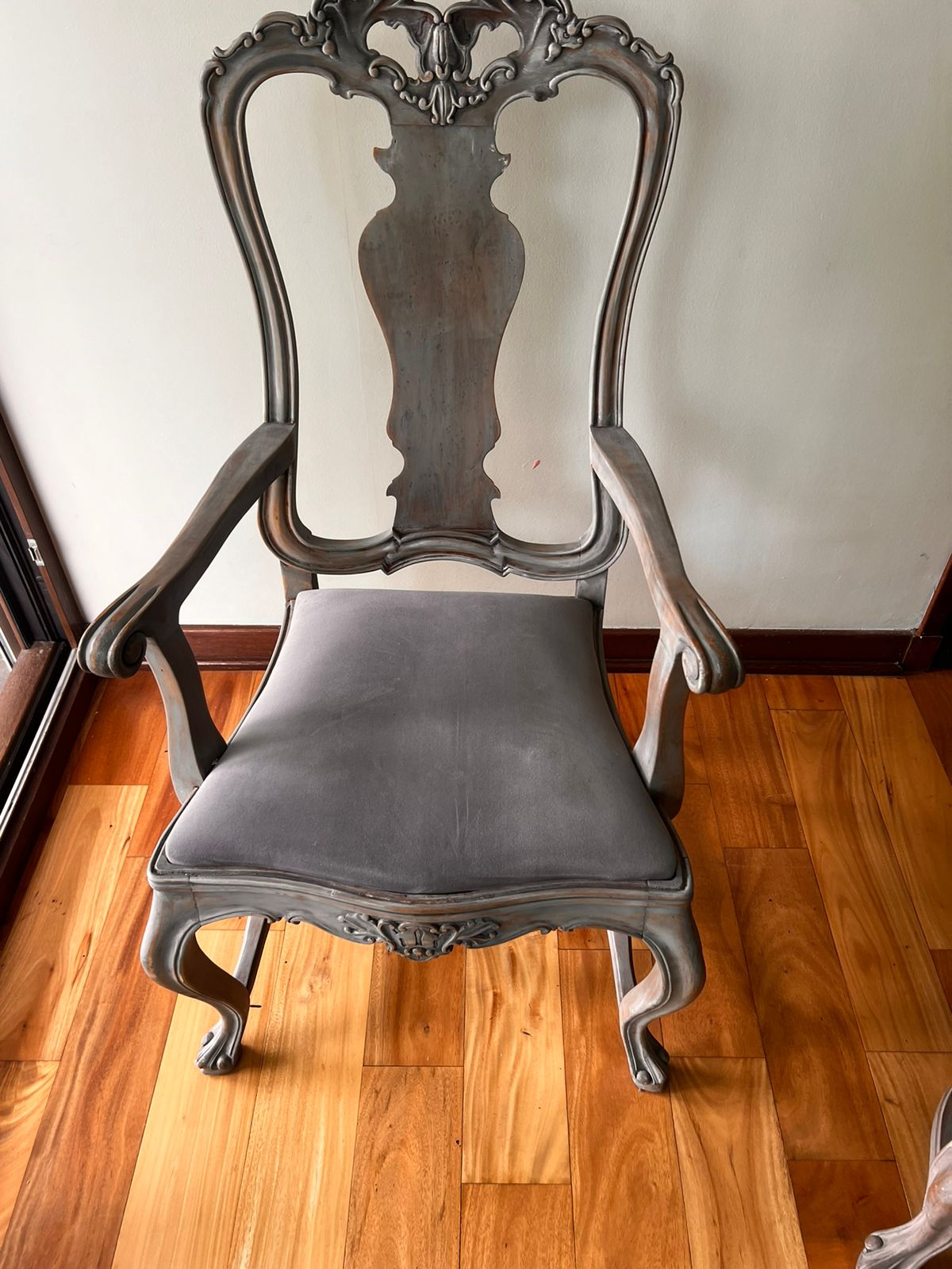 Juego de 6 sillas y 2 sitiales Normando - Imagen 10