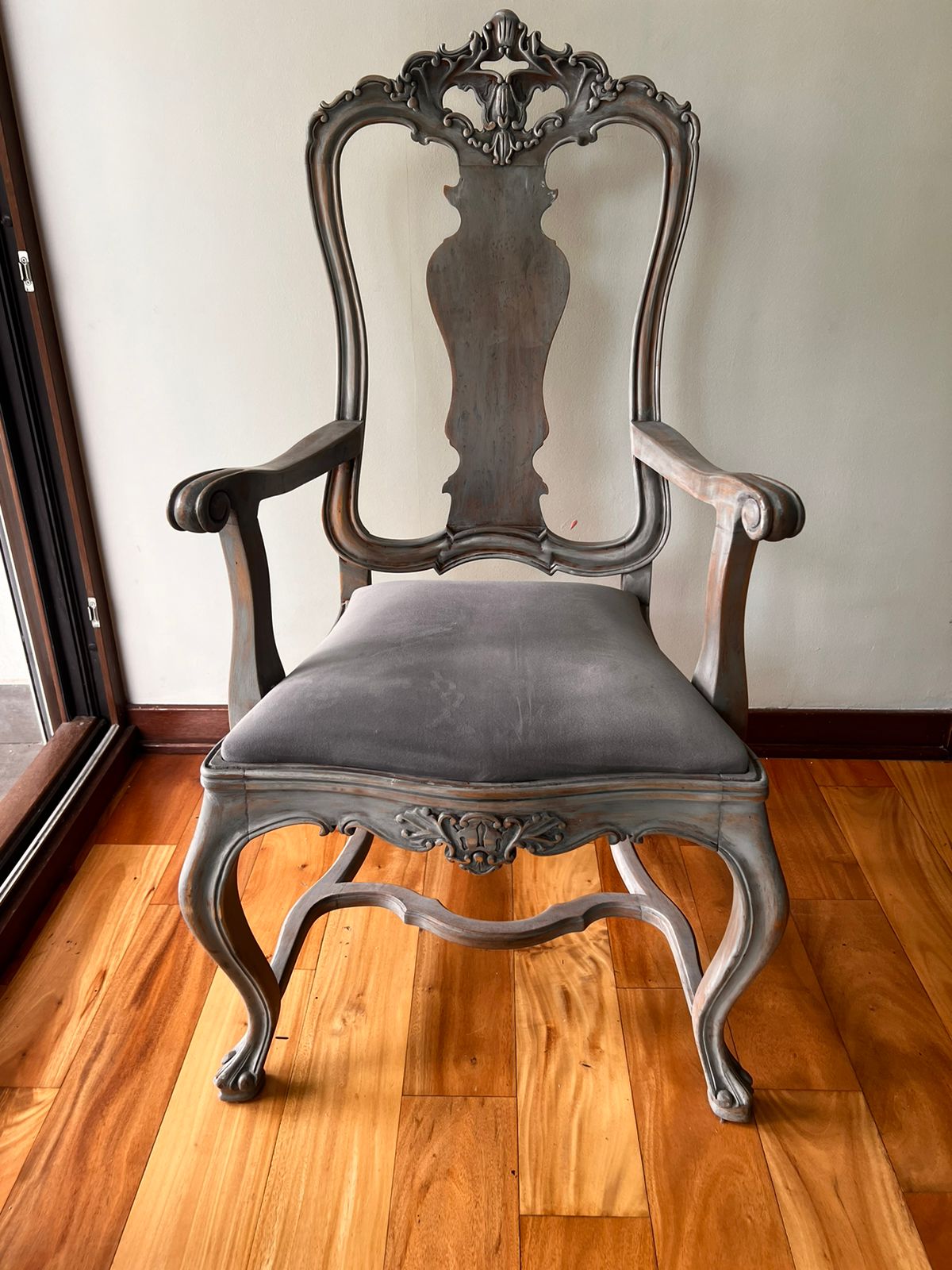 Juego de 6 sillas y 2 sitiales Normando - Imagen 11