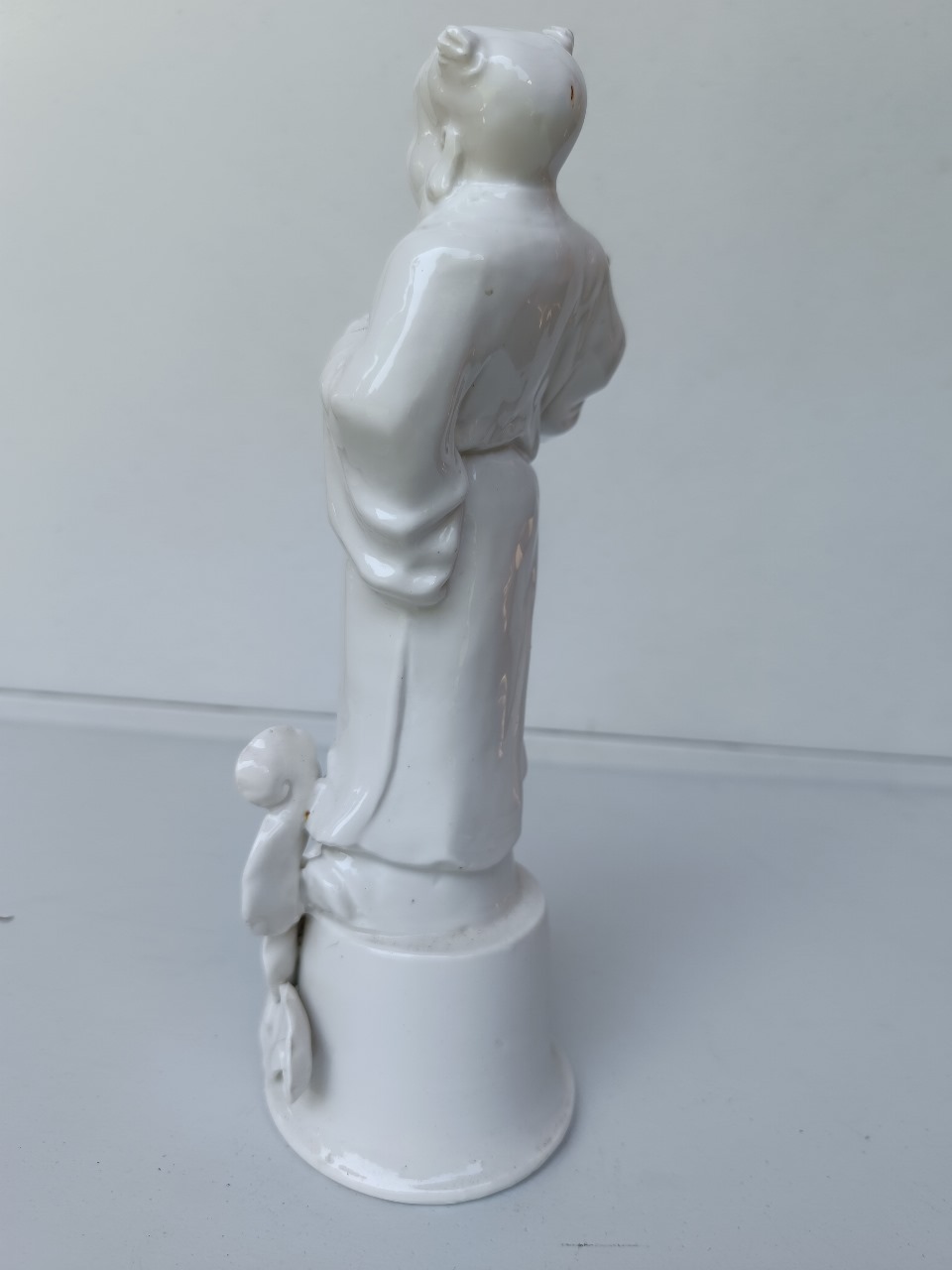 Figura china de porcelana blanca - Imagen 3