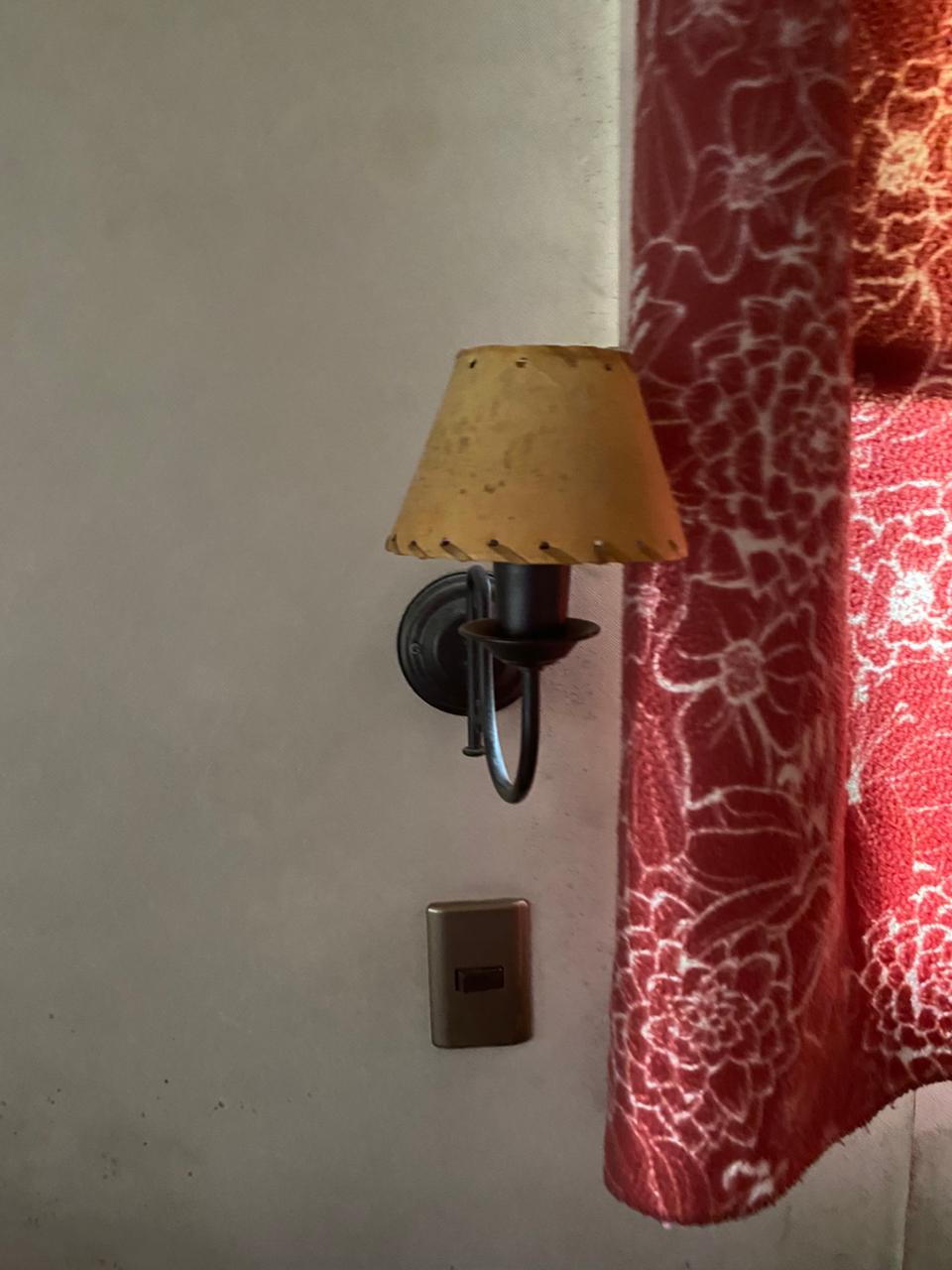 Par aplique fierro forjado dormitorio - Imagen 2
