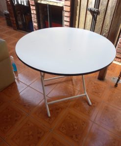 Mesa de comedor redonda plegable blanca