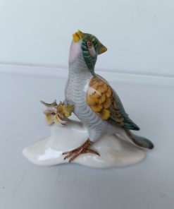 Figura ave pecho gris porcelana Bavaria
