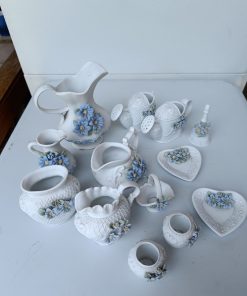 Set decorativo 13 piezas de porcelana y resina