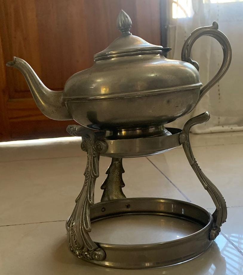 Tetera Plaque antigua con soporte - Imagen 2