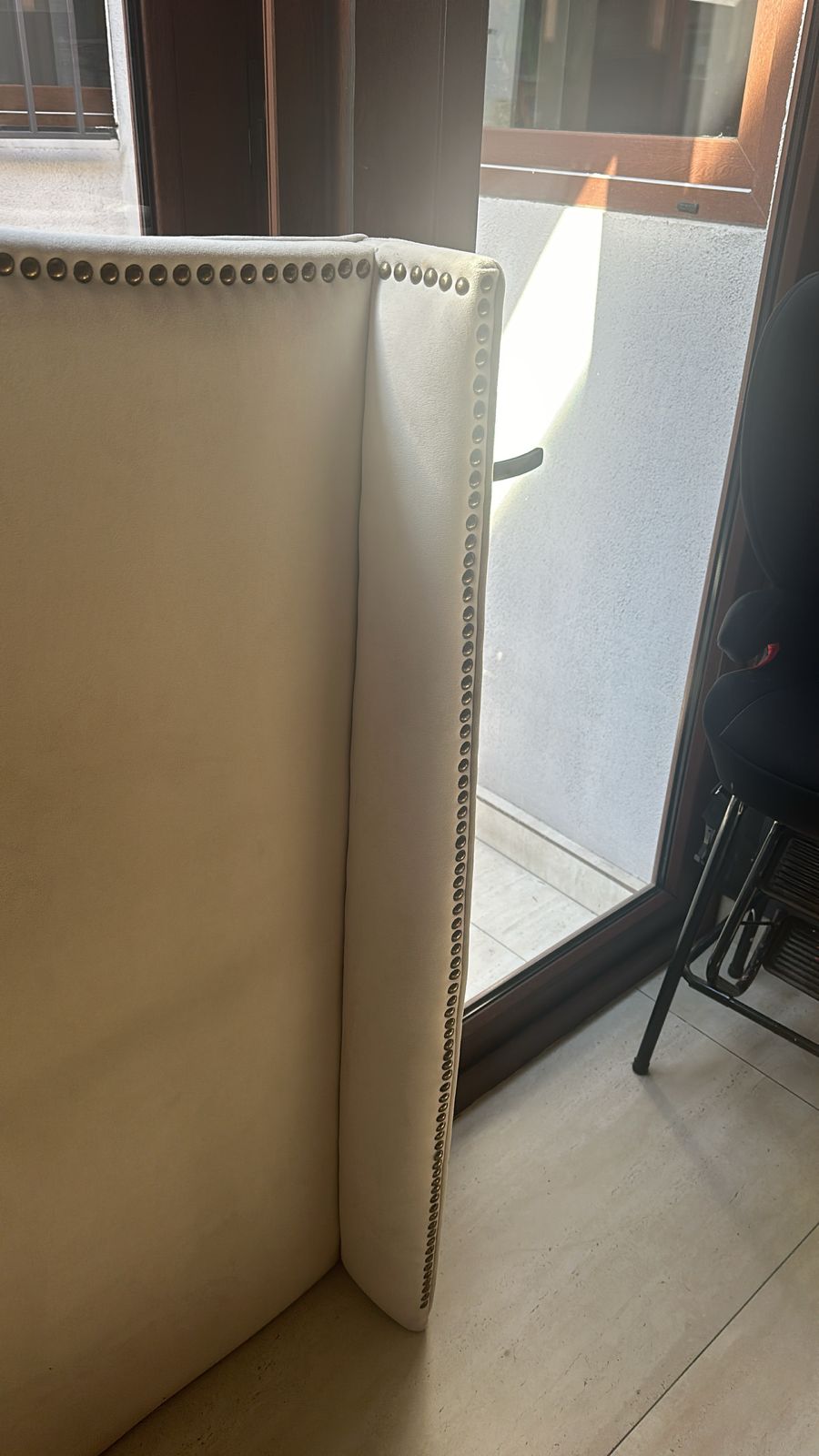 Respaldo King tachas felpa Casa Rosa - Imagen 5