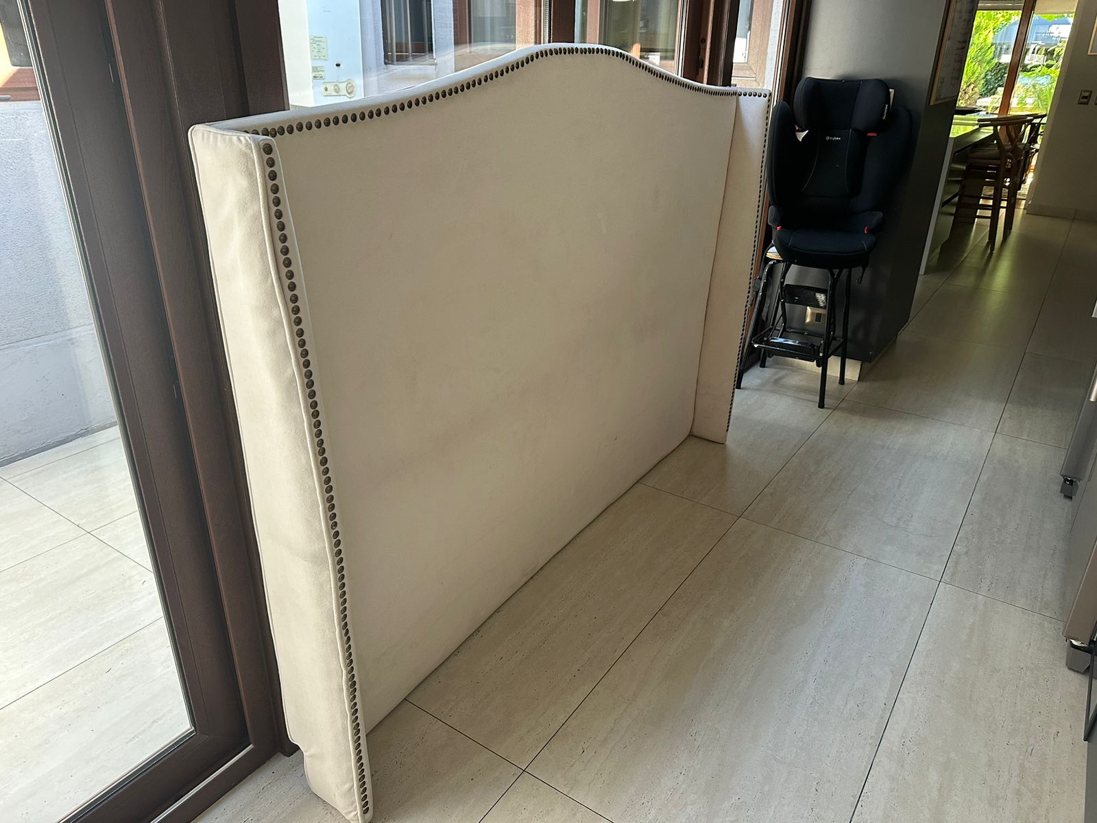 Respaldo King tachas felpa Casa Rosa - Imagen 3