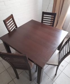 Juego de comedor extensible madera con 5 sillas