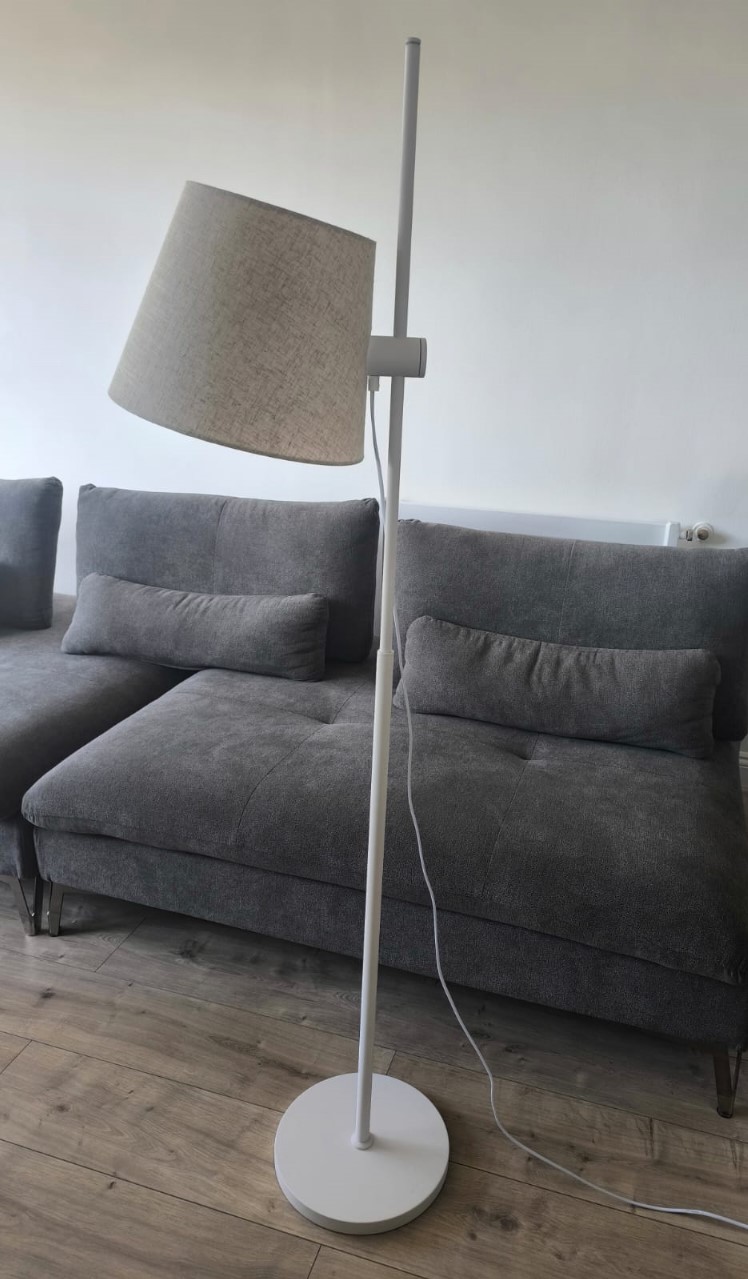 Lámpara de pie LED STUDIO