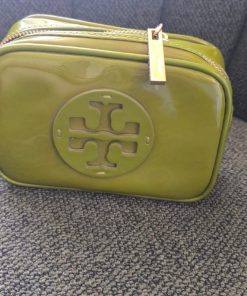 Estuche o cosmetiquero verde Tory Burch