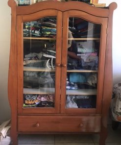 Ropero Raulí 2 puertas con puerta vidrio