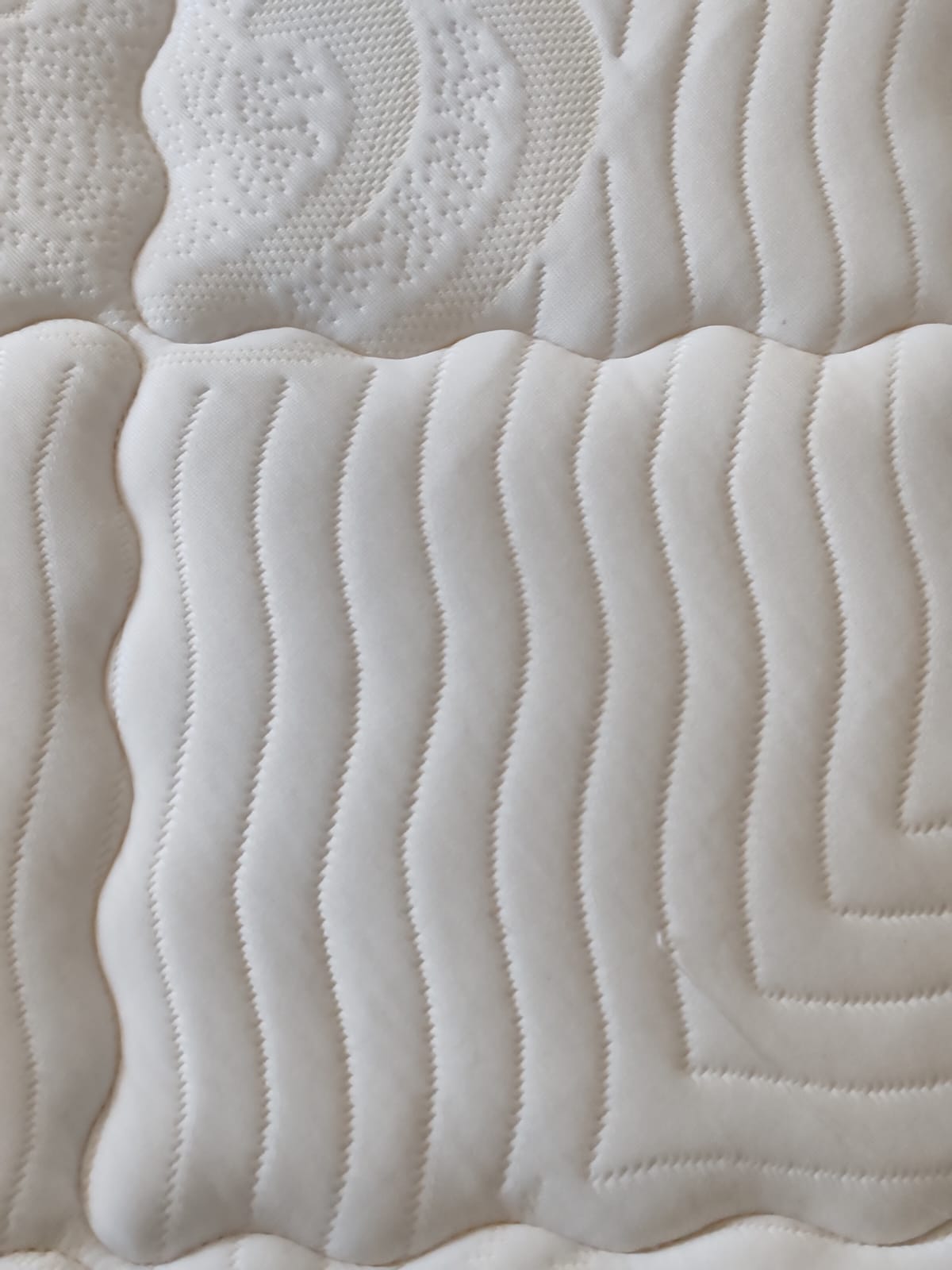 Cama 2 plazas CIC con respaldo - Imagen 3