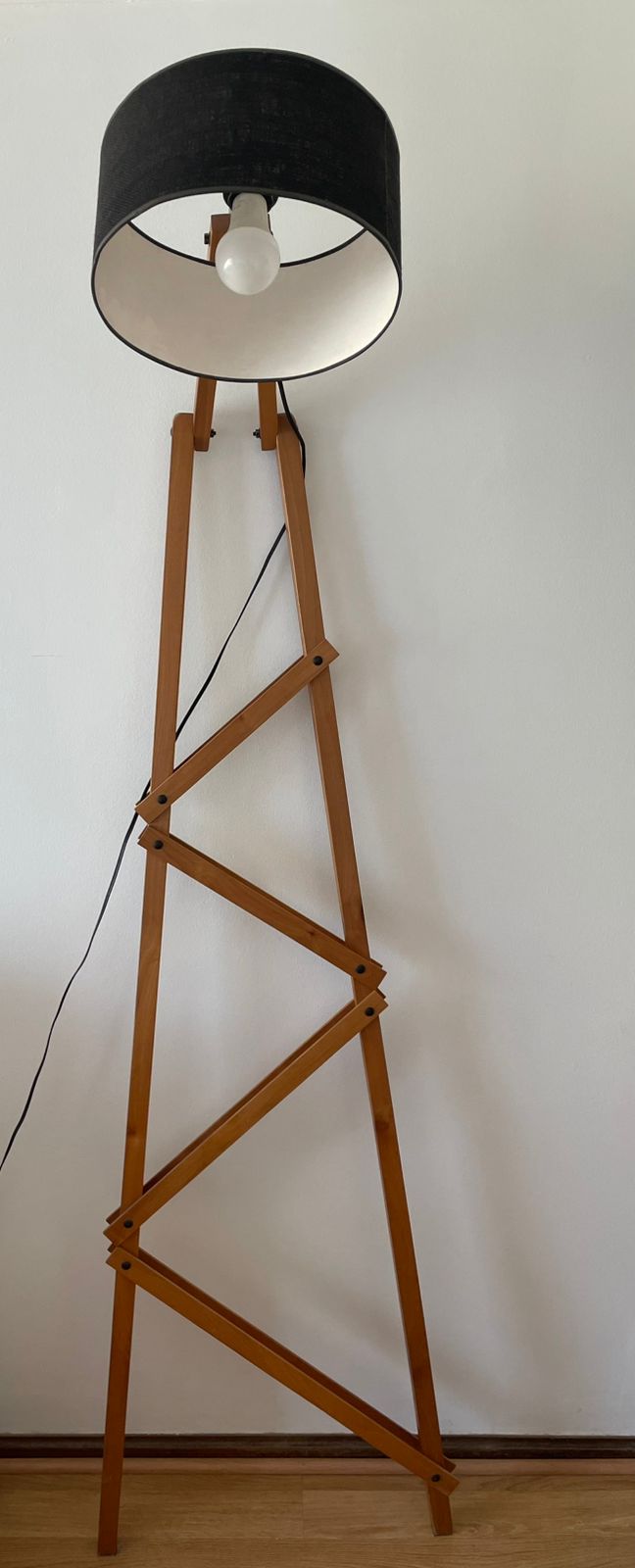 Lámpara de pie madera - Imagen 2