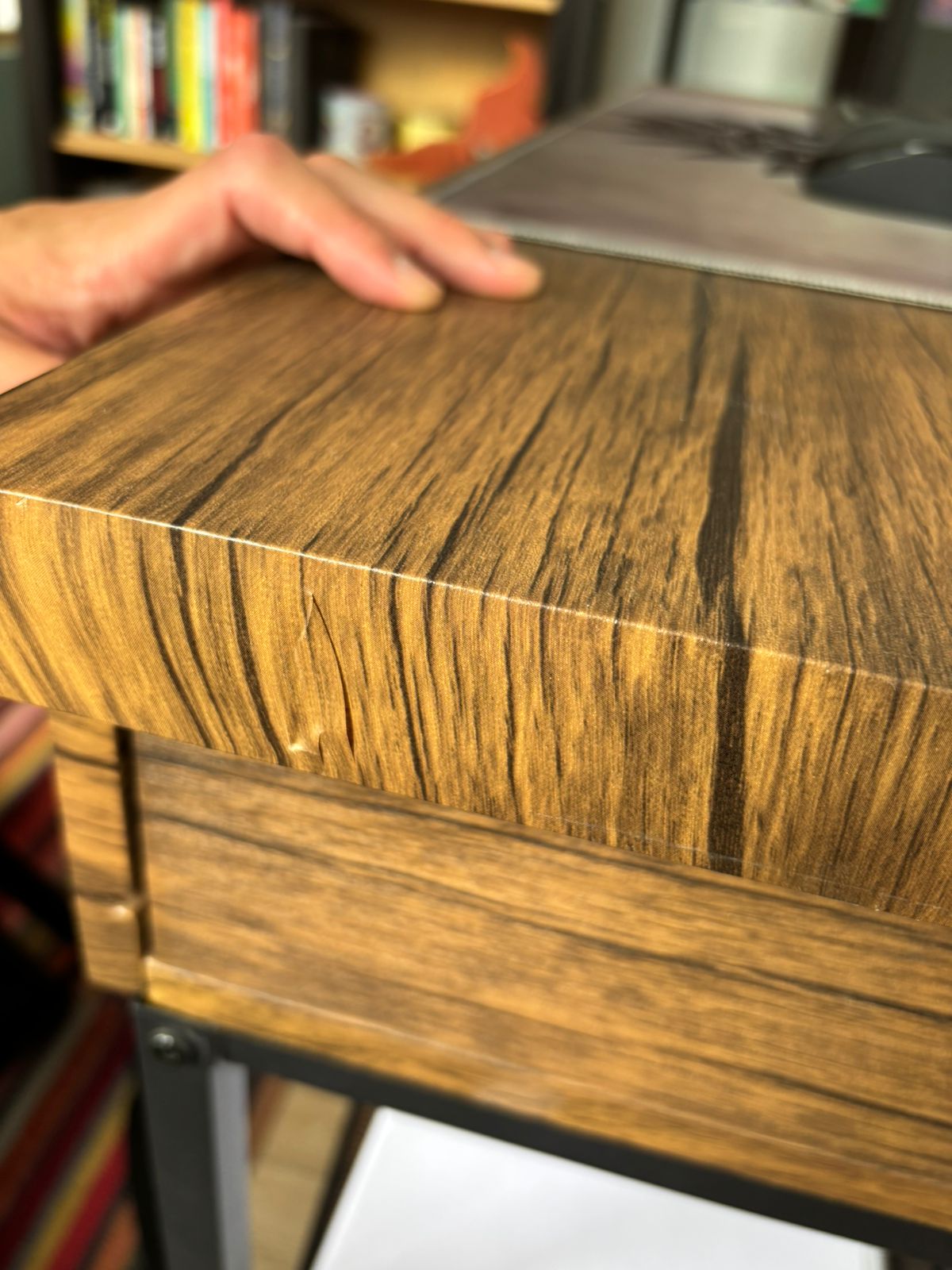 Escritorio melamina y fierro Just Home Collection - Imagen 3