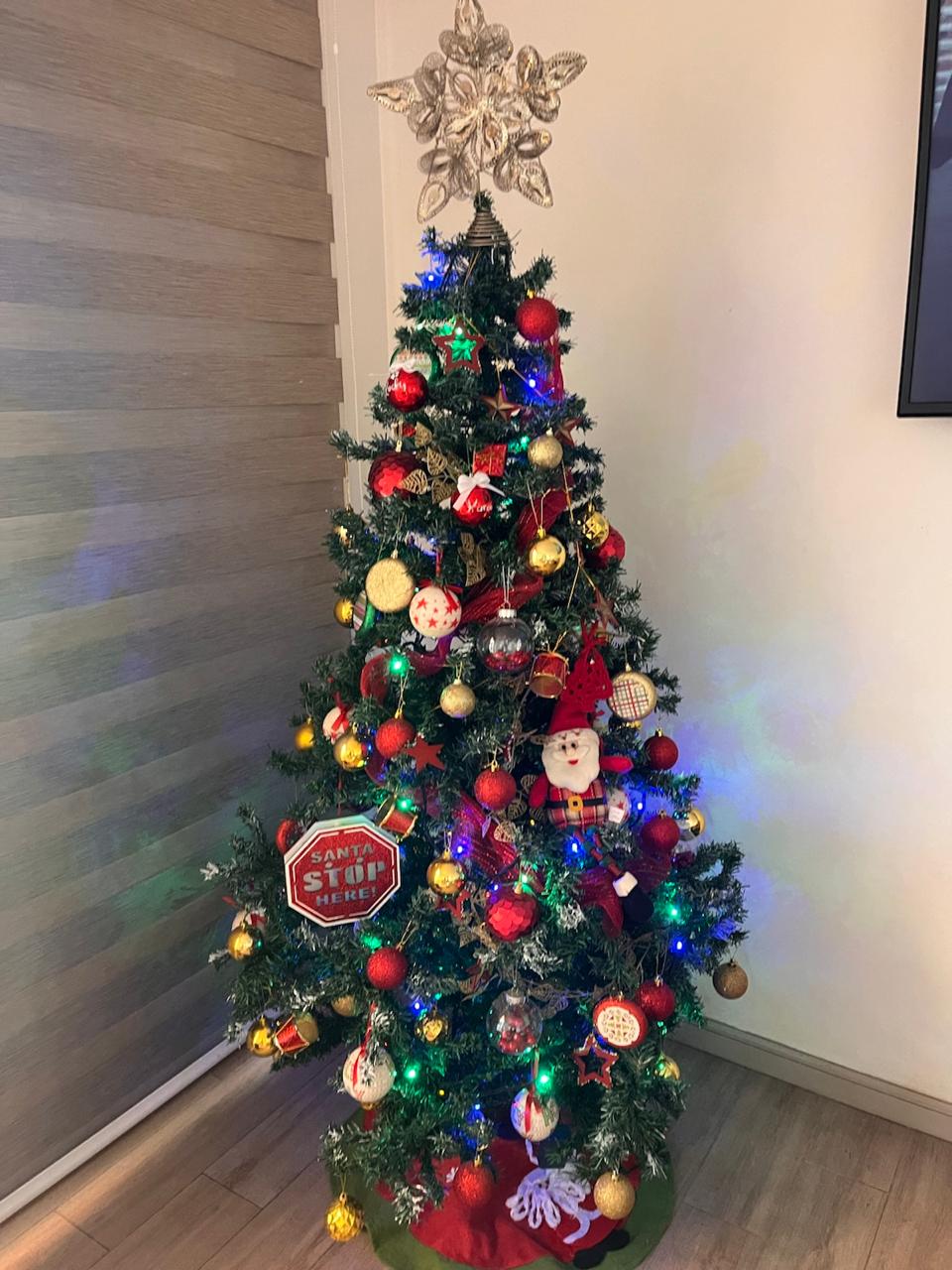 Árbol de Navidad Dear Santa con adornos - Imagen 4