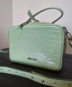 Cartera cuero verde pastel Belona
