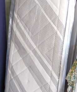 Cama 1 plaza Rosen Driven con respaldo