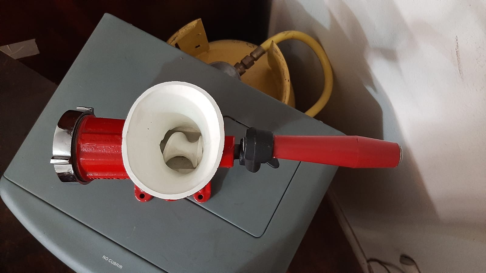 Moledora de carne manual - Imagen 2