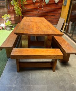 Juego comedor terraza con 4 banquetas Roble