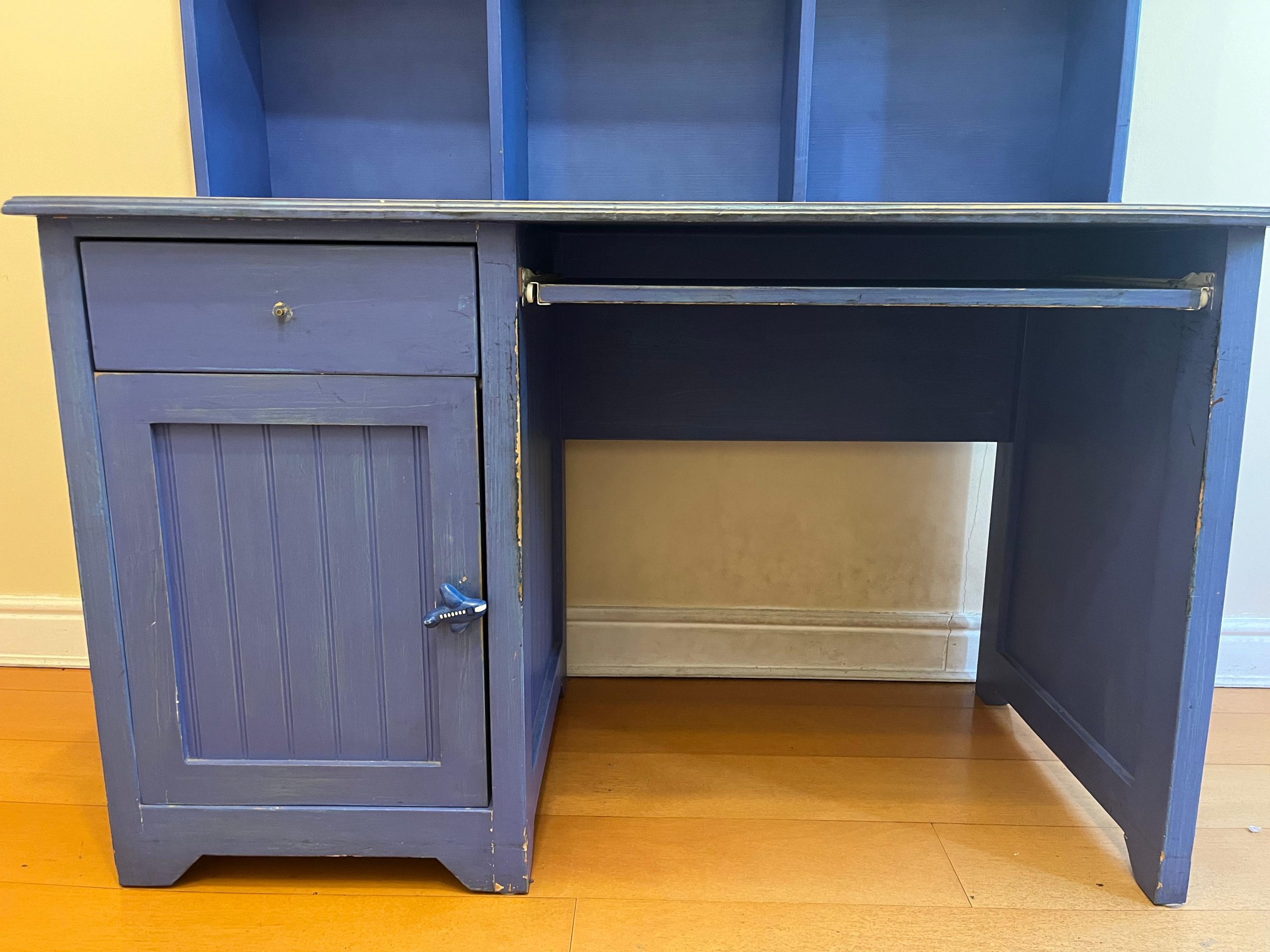 Escritorio con repisa Naif azul - Imagen 3