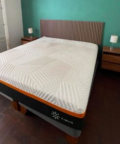 Cama King Zinus con veladores