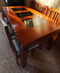Juego de comedor madera y 6 sillas