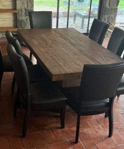 Juego comedor Ashley con 10 sillas