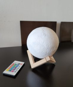 Lámpara luna con luces de colores