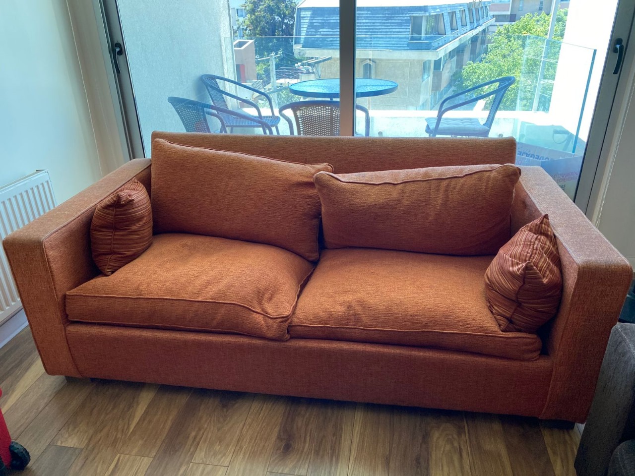 Sofá 2 cuerpos naranja