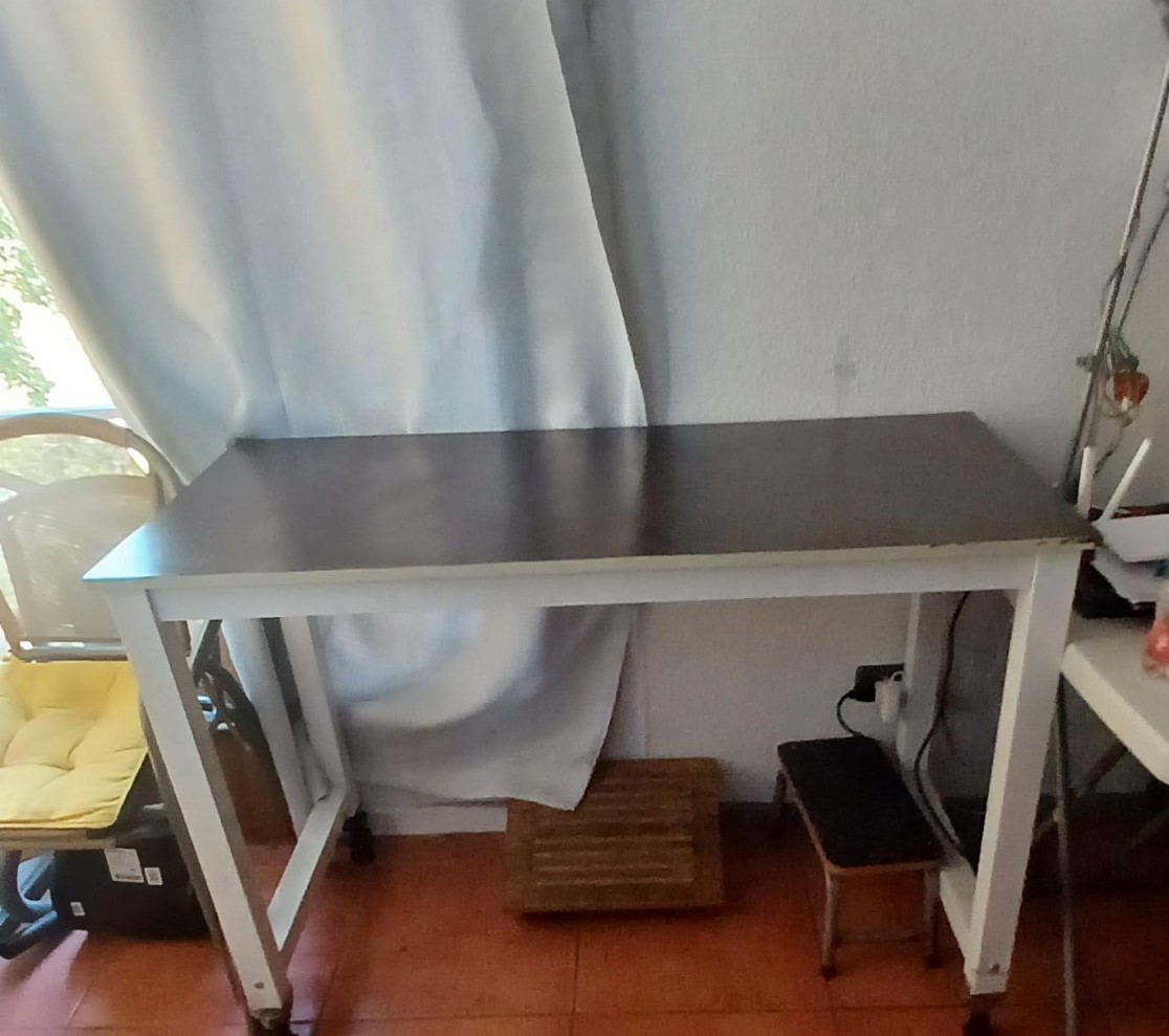 Escritorio melamina y metálico