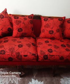 Sofá 3 cuerpos Normando rojo con flores