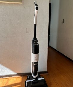 Aspiradora y trapeadora vertical 2 en 1 Midea