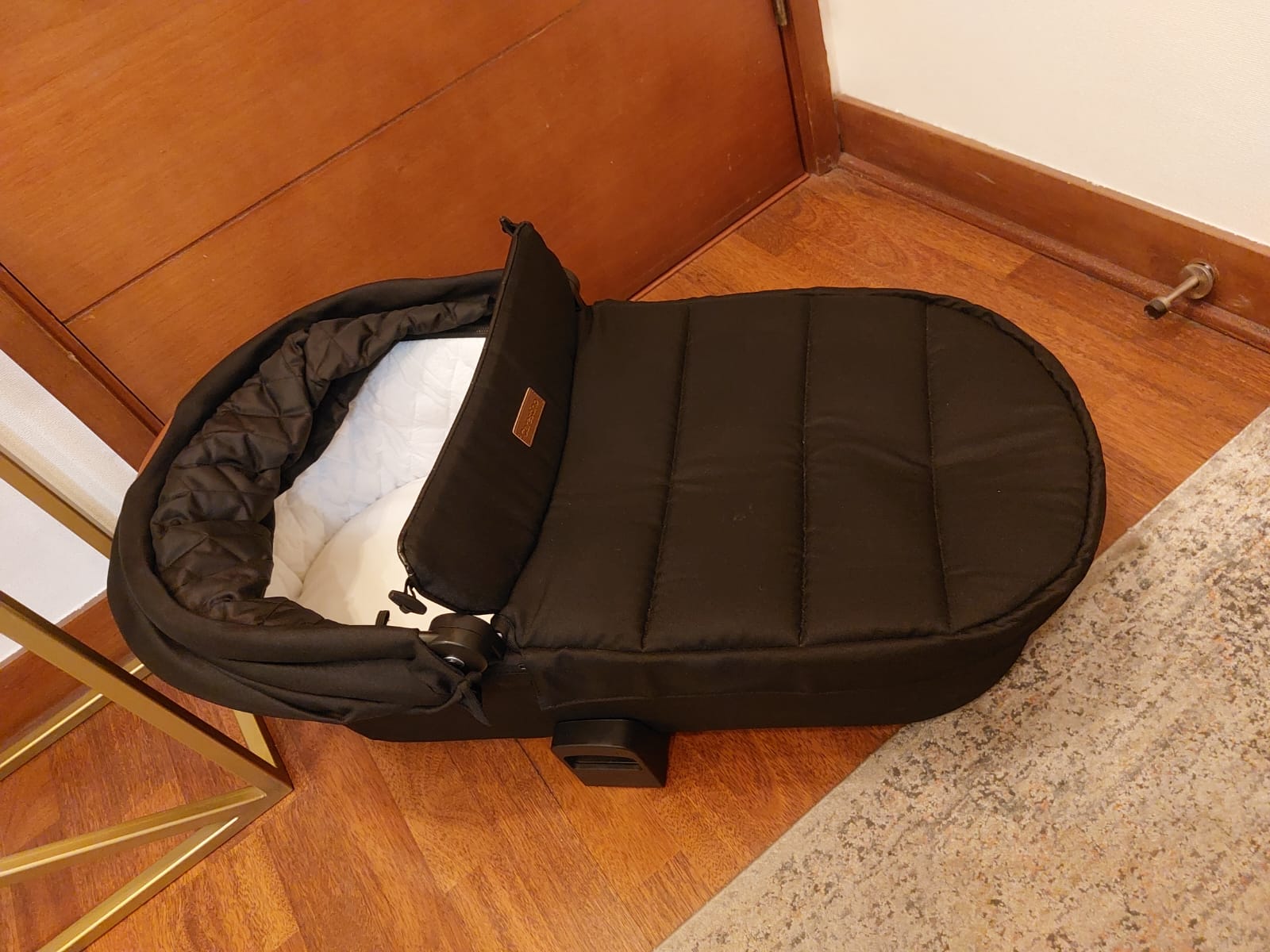 Coche Carestino con moisés y silla de auto - Imagen 4