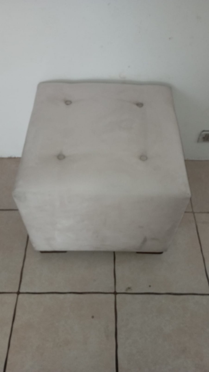 Pouf cuadrado blanco