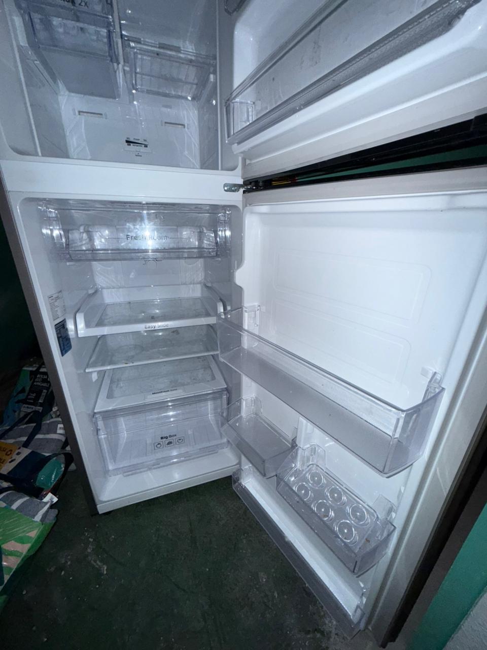 Refrigerador Samsung Inverter 236 lts - Imagen 5