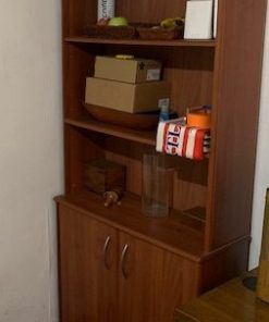 Biblioteca librero con 2 puertas enchapado