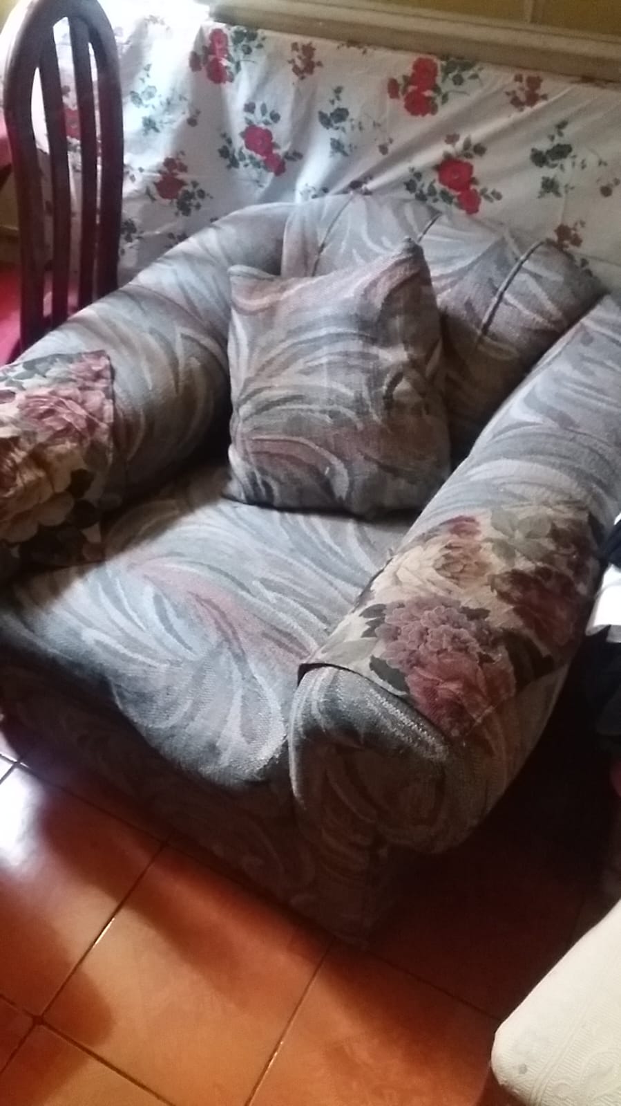 Juego sofá 3 cuerpos y 2 sillones - Imagen 6