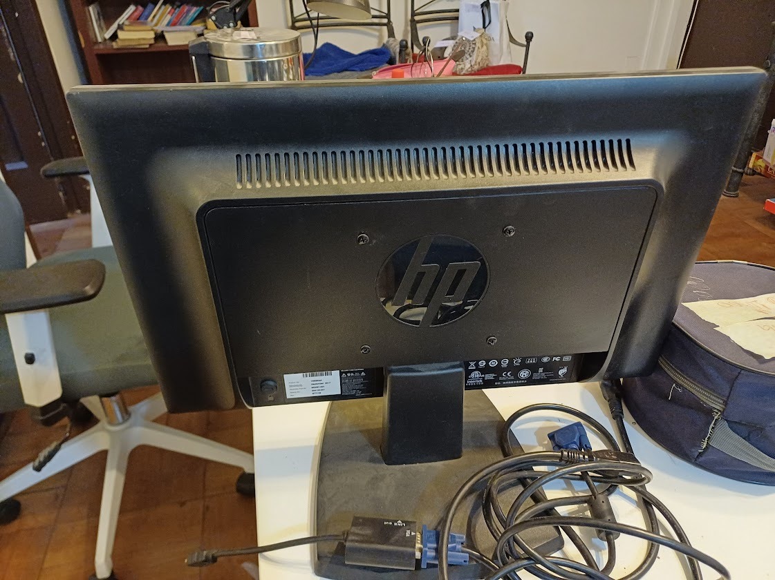 Monitor pantalla HP 18,5” - Imagen 2