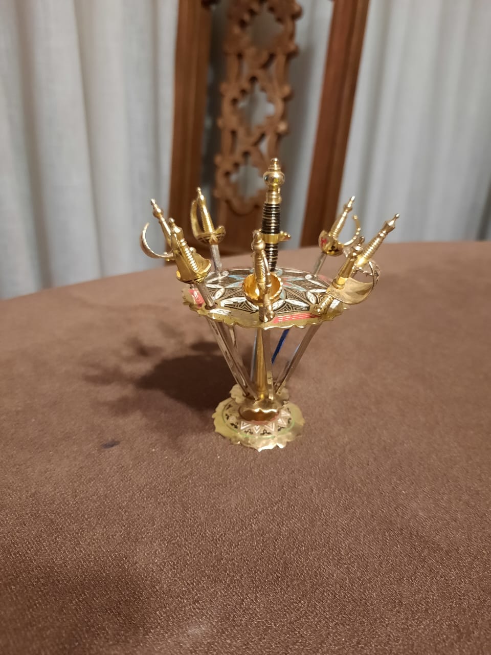 Juego de 8 pinchos espadas