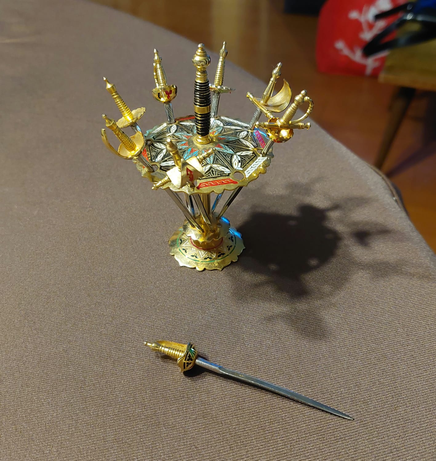 Juego de 8 pinchos espadas - Imagen 2