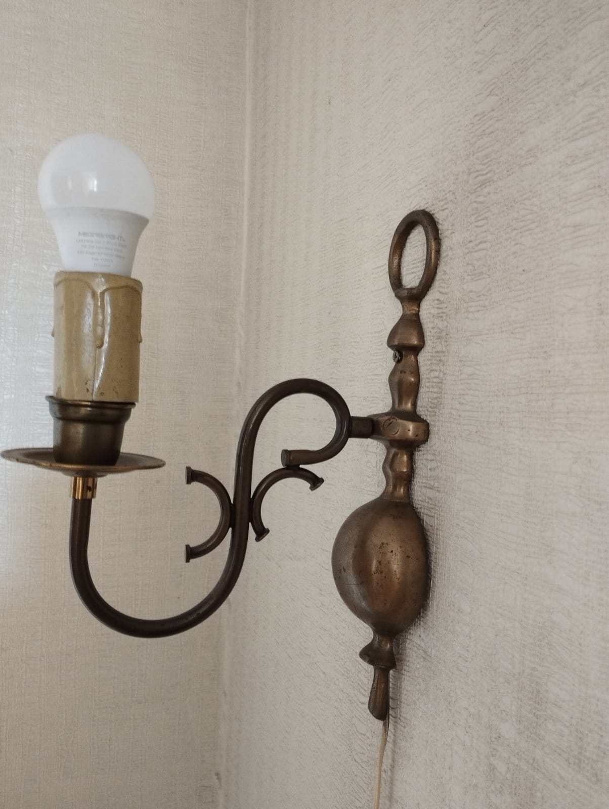 Par apliques de bronce - Imagen 2