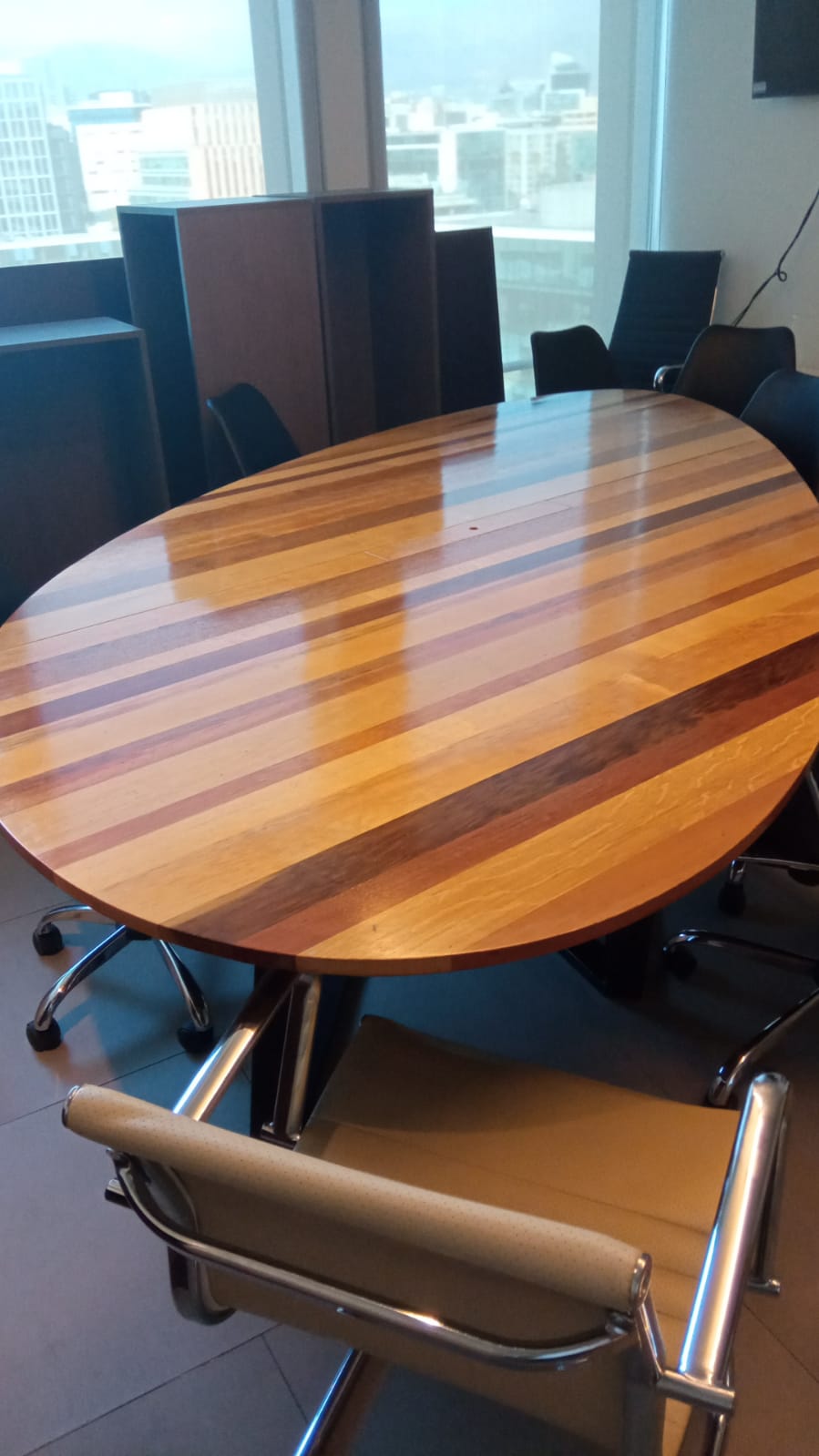 Mesa de comedor madera nativa - Imagen 2