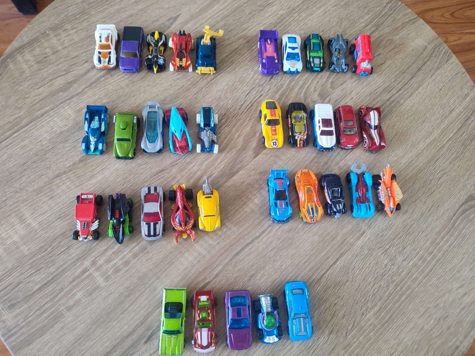 Colección 35 autos Hot Whells - Imagen 2