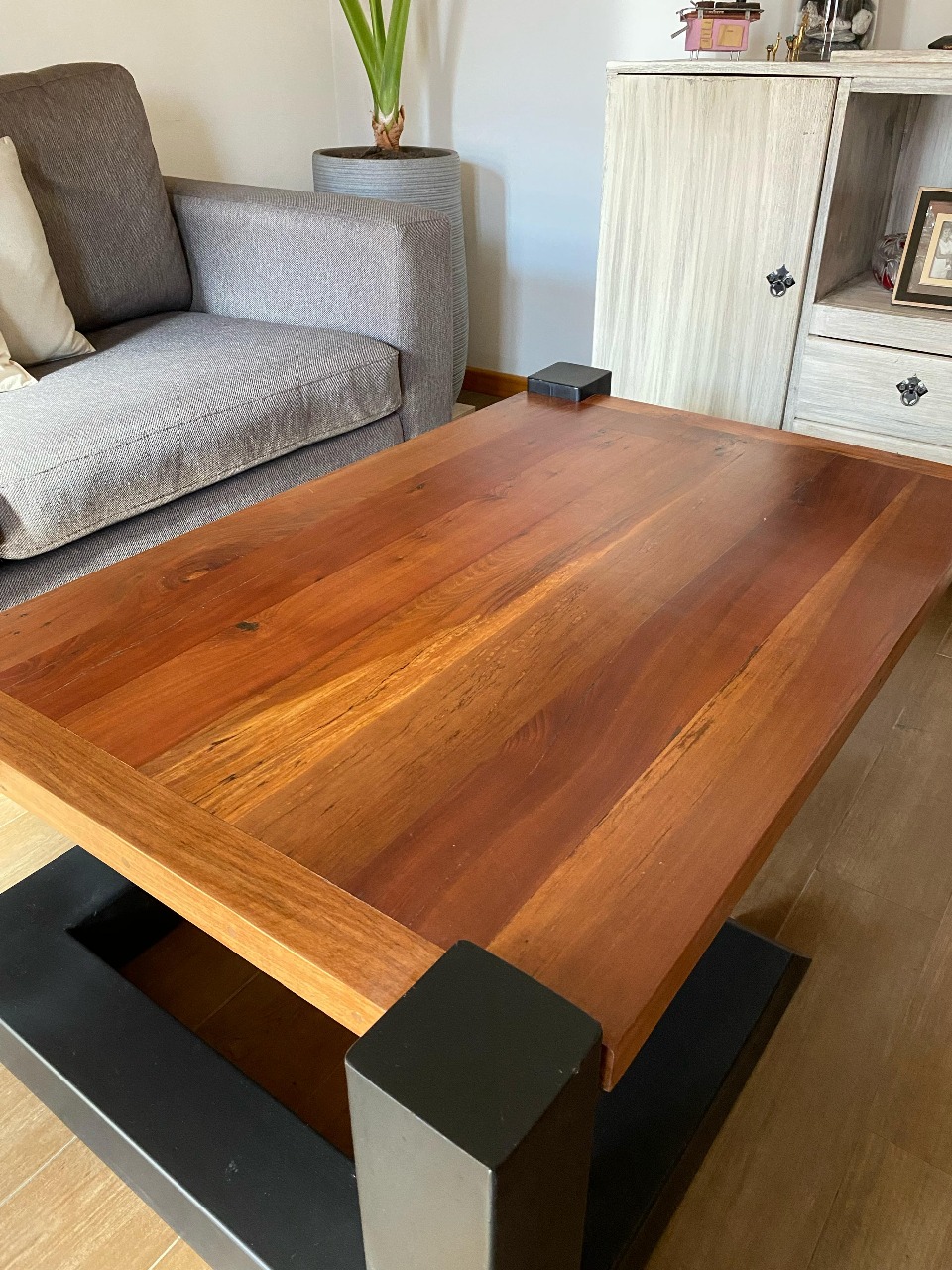 Mesa de Centro de Raulí