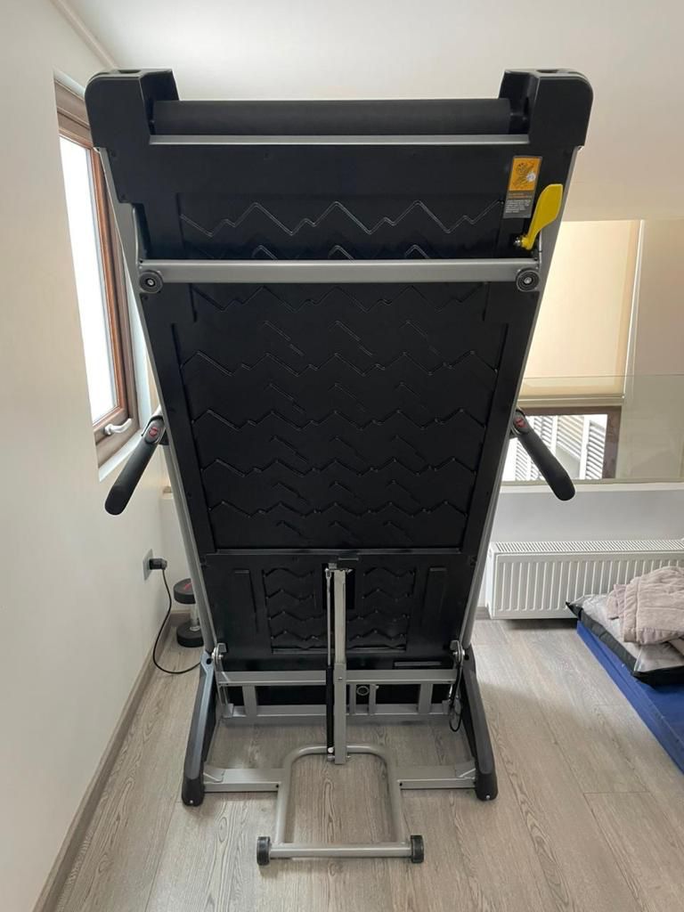 Trotadora SPIRIT XT385 Life Fitness - Imagen 3