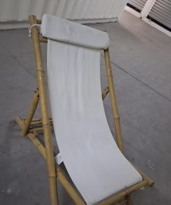 Sillas de bambú y lona