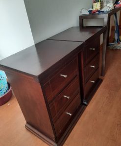 Par veladores altos Raulí 