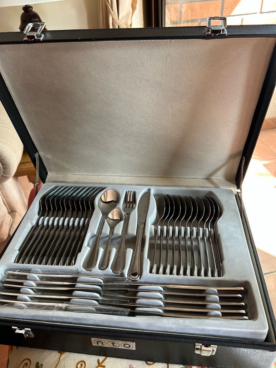 Set de cuchillería 72 piezas