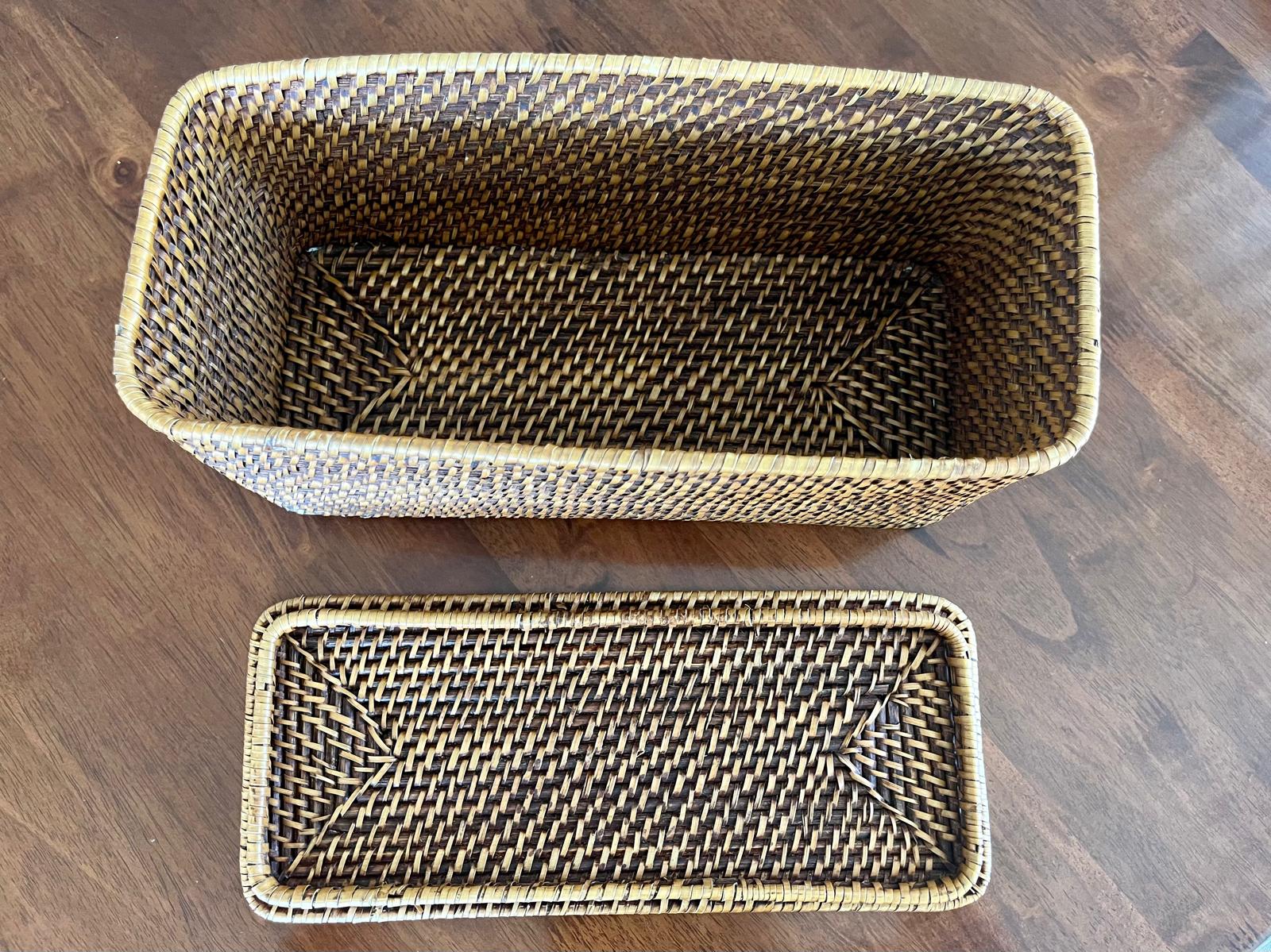 Canasta de mimbre con tapa Crate & Barrel - Imagen 4