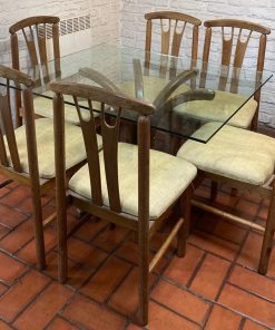 Juego comedor madera rustica y cubierta vidrio con 6 sillas